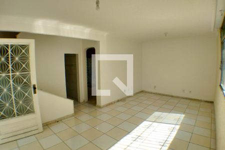 Sala 1 de casa para alugar com 4 quartos, 100m² em Fátima, Niterói