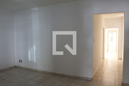 Casa à venda com 125m², 2 quartos e 2 vagassala