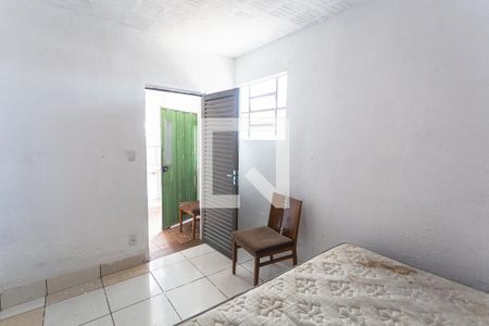 Quarto  de casa para alugar com 1 quarto, 48m² em Senhor dos Passos, Belo Horizonte