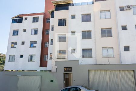 Apartamento à venda com 51m², 2 quartos e 2 vagas Apartamento à venda com 51m², 2 quartos e 2 vagasFachada