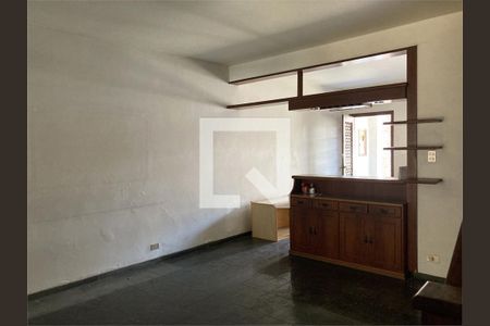 Casa à venda com 3 quartos, 218m² em Vila Mariana, São Paulo