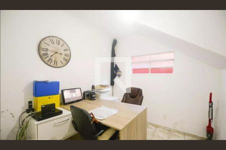 Casa à venda com 3 quartos, 383m² em Vila Camilopolis, Santo André