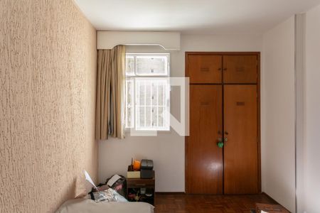 Quarto 2 de apartamento à venda com 3 quartos, 70m² em Santo Antônio, Belo Horizonte