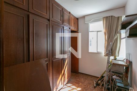 Quarto 1 de apartamento à venda com 3 quartos, 70m² em Santo Antônio, Belo Horizonte