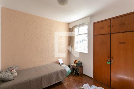 Quarto 2 de apartamento à venda com 3 quartos, 70m² em Santo Antônio, Belo Horizonte