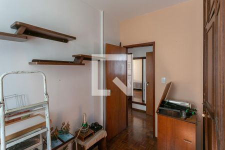 Quarto 1 de apartamento à venda com 3 quartos, 70m² em Santo Antônio, Belo Horizonte