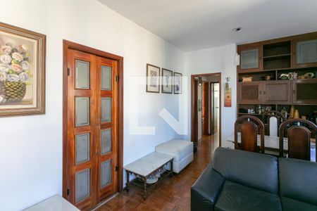 Sala de apartamento à venda com 3 quartos, 70m² em Santo Antônio, Belo Horizonte