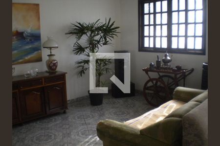Casa à venda com 3 quartos, 156m² em Jardim Alzira, São Paulo