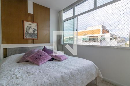 Suíte Master de apartamento à venda com 4 quartos, 270m² em Barra da Tijuca, Rio de Janeiro