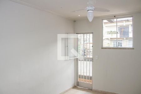 Sala de apartamento para alugar com 2 quartos, 50m² em Cascadura, Rio de Janeiro