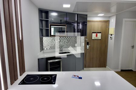 Cozinha de kitnet/studio para alugar com 1 quarto, 48m² em Barra da Tijuca, Rio de Janeiro