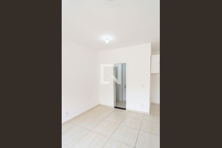 Quarto de kitnet/studio para alugar com 1 quarto, 26m² em Vila Mira, São Paulo