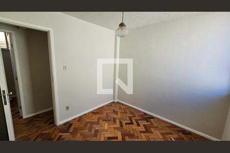 Quarto 1 de apartamento à venda com 3 quartos, 70m² em Santa Rosa, Niterói