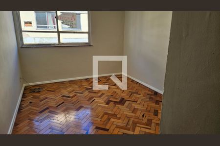 Sala de apartamento à venda com 3 quartos, 70m² em Santa Rosa, Niterói