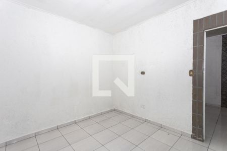 Quarto 2 de casa para alugar com 2 quartos, 120m² em Vila Liviero, São Paulo