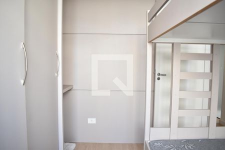 Quarto 2 de apartamento para alugar com 2 quartos, 48m² em Cidade Industrial de Curitiba, Curitiba