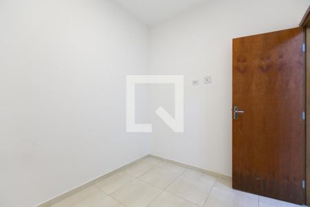 Quarto 1  de apartamento para alugar com 2 quartos, 39m² em Jardim Nossa Senhora do Carmo, São Paulo