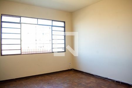 Sala de casa à venda com 2 quartos, 400m² em Monsenhor Messias, Belo Horizonte
