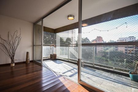 Varanda 2 de apartamento para alugar com 3 quartos, 180m² em Real Parque, São Paulo