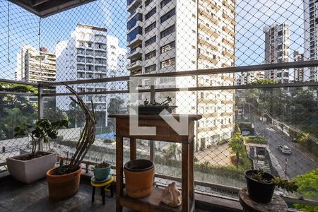 Varanda 1 de apartamento para alugar com 3 quartos, 180m² em Real Parque, São Paulo