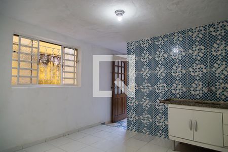 Cozinha de casa para alugar com 1 quarto, 30m² em Vila do Encontro, São Paulo