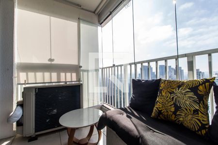 Varanda de apartamento para alugar com 1 quarto, 55m² em Alphaville Empresarial, Barueri