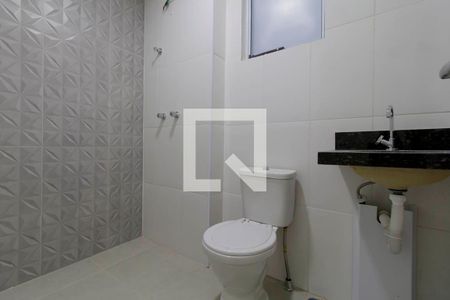 Banheiro  de apartamento à venda com 1 quarto, 34m² em Vila Granada, São Paulo