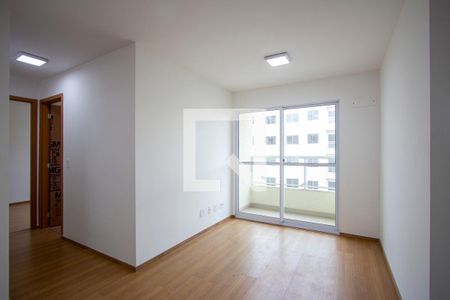 Sala de apartamento para alugar com 2 quartos, 47m² em Colubande, São Gonçalo