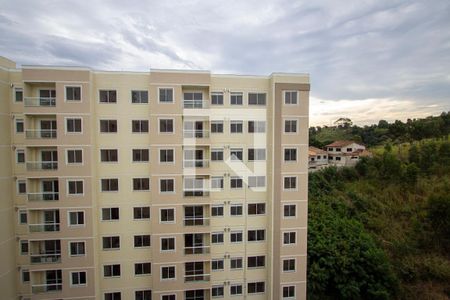 Vista da Sala de apartamento para alugar com 2 quartos, 47m² em Colubande, São Gonçalo