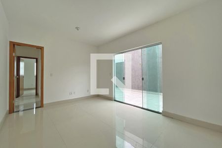Sala de apartamento à venda com 3 quartos, 133m² em Padre Eustáquio, Belo Horizonte