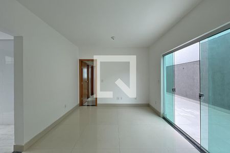 Sala de apartamento para alugar com 3 quartos, 133m² em Padre Eustáquio, Belo Horizonte