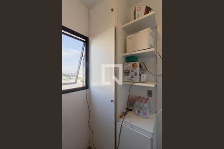 Apartamento para alugar com 178m², 3 quartos e 3 vagas Apartamento para alugar com 178m², 3 quartos e 3 vagasQuarto de Serviço