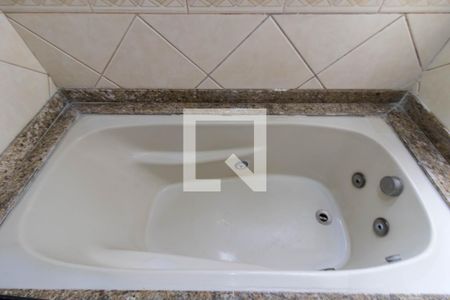 Apartamento para alugar com 178m², 3 quartos e 3 vagas Apartamento para alugar com 178m², 3 quartos e 3 vagasBanheiro da Suíte 1