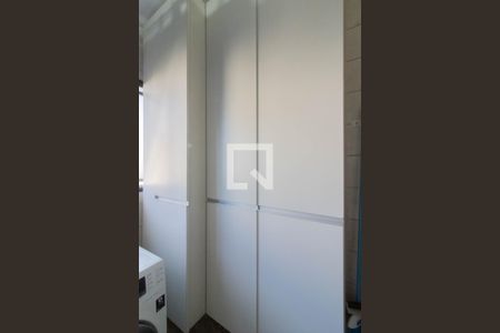 Apartamento para alugar com 178m², 3 quartos e 3 vagas Apartamento para alugar com 178m², 3 quartos e 3 vagasÁrea de Serviço
