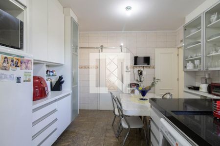 Apartamento para alugar com 178m², 3 quartos e 3 vagas Apartamento para alugar com 178m², 3 quartos e 3 vagasCozinha