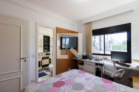 Apartamento para alugar com 178m², 3 quartos e 3 vagas Apartamento para alugar com 178m², 3 quartos e 3 vagasSuíte 2