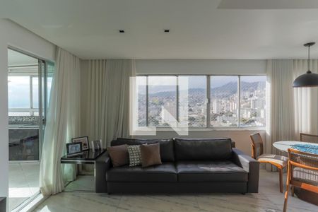 Sala de apartamento à venda com 2 quartos, 165m² em Santa Efigênia, Belo Horizonte