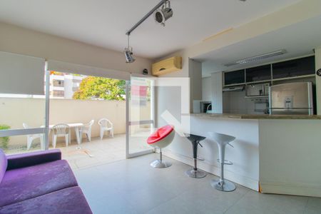 Sala de apartamento à venda com 2 quartos, 100m² em Jardim Botânico, Porto Alegre