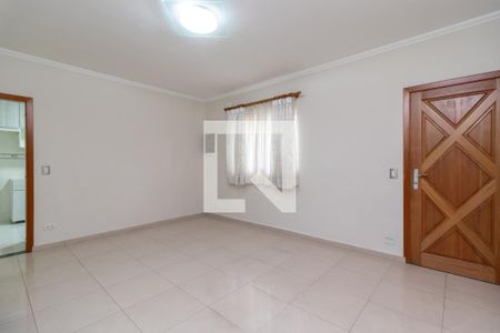 Sala de casa à venda com 3 quartos, 200m² em Vila Hebe, São Paulo