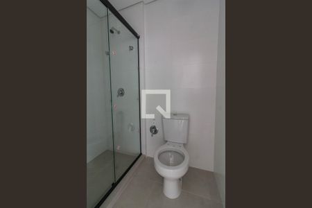 Banheiro de apartamento para alugar com 1 quarto, 46m² em Canto, Florianópolis