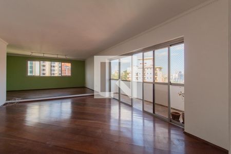 Sala de apartamento à venda com 3 quartos, 200m² em Real Parque, São Paulo