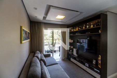 Sala de TV de apartamento à venda com 3 quartos, 79m² em Jardim Tupanci, Barueri