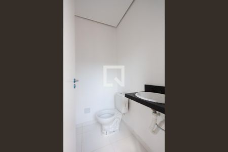 Lavabo de casa de condomínio para alugar com 2 quartos, 67m² em Jardim Petrópolis, Cotia