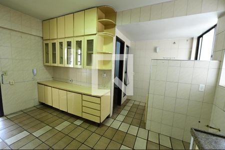 Cozinha de apartamento para alugar com 2 quartos, 67m² em Setor Central, Goiânia