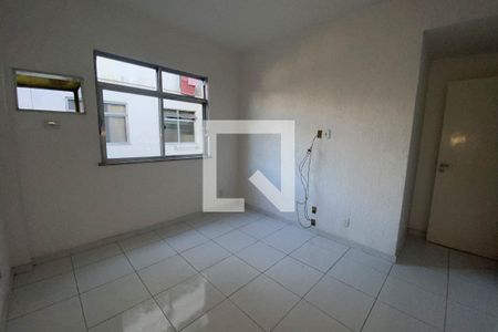 Quarto 2 de apartamento para alugar com 2 quartos, 70m² em Pq Duque, Duque de Caxias