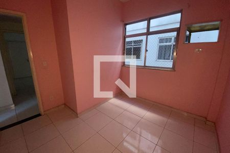 Quarto de apartamento para alugar com 2 quartos, 70m² em Pq Duque, Duque de Caxias