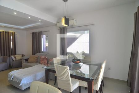 Sala de casa de condomínio à venda com 3 quartos, 122m² em Harmonia, Canoas