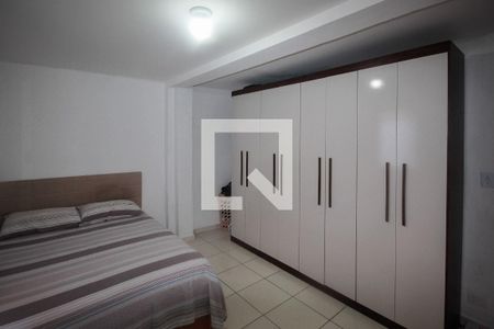 Casa 1 - Quarto 1 de casa à venda com 2 quartos, 70m² em Vila Caraguatá, São Paulo