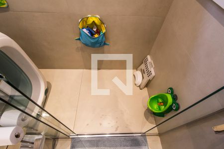 Casa de condomínio à venda com 567m², 5 quartos e 4 vagas Casa de condomínio à venda com 567m², 5 quartos e 4 vagasDetalhe do Banheiro da Suite