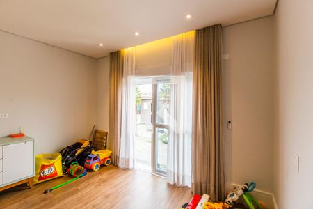 Casa de condomínio à venda com 567m², 5 quartos e 4 vagas Casa de condomínio à venda com 567m², 5 quartos e 4 vagasSuíte 4